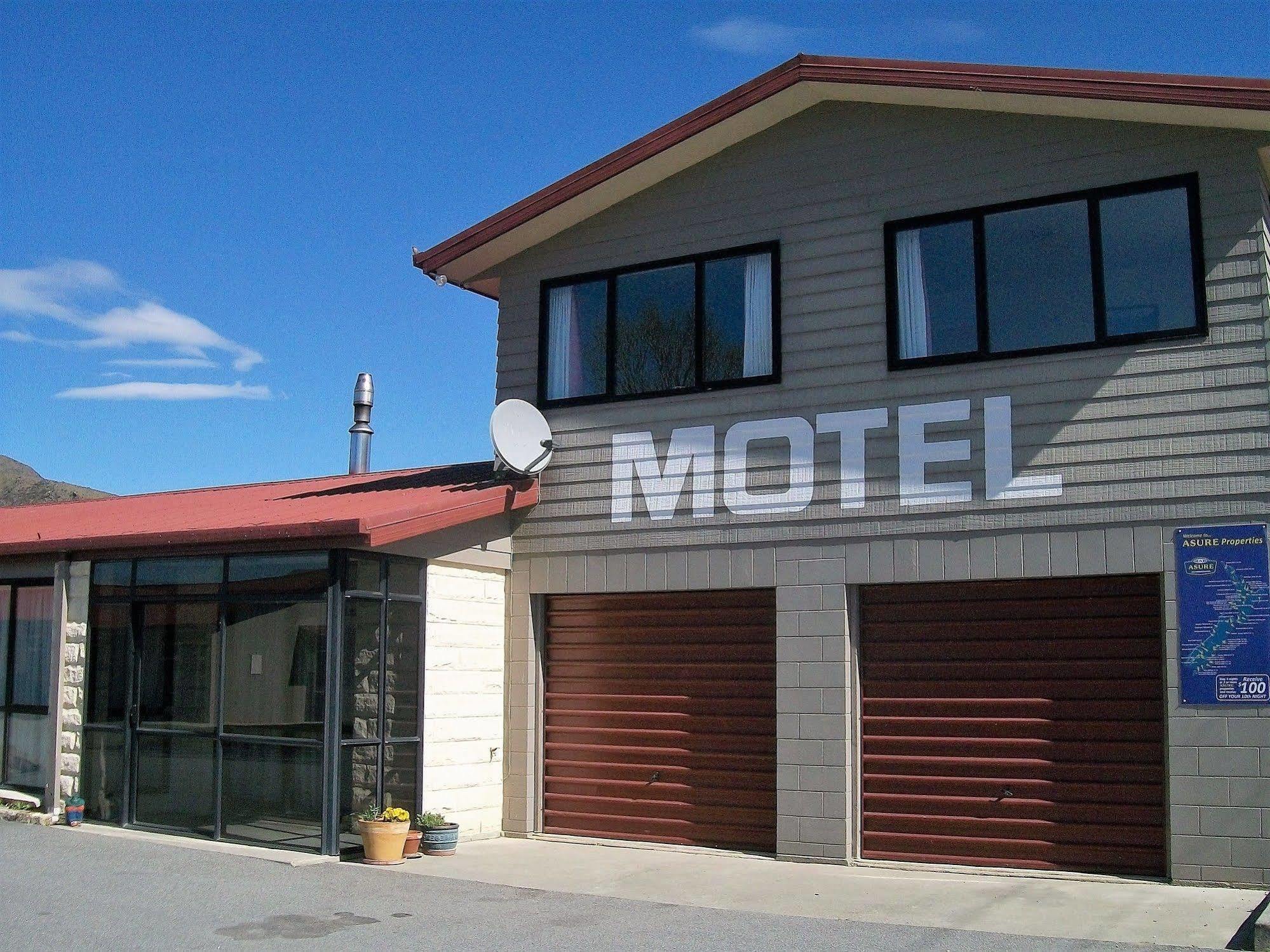 Sierra Motel And Apartments 오마라마 외부 사진